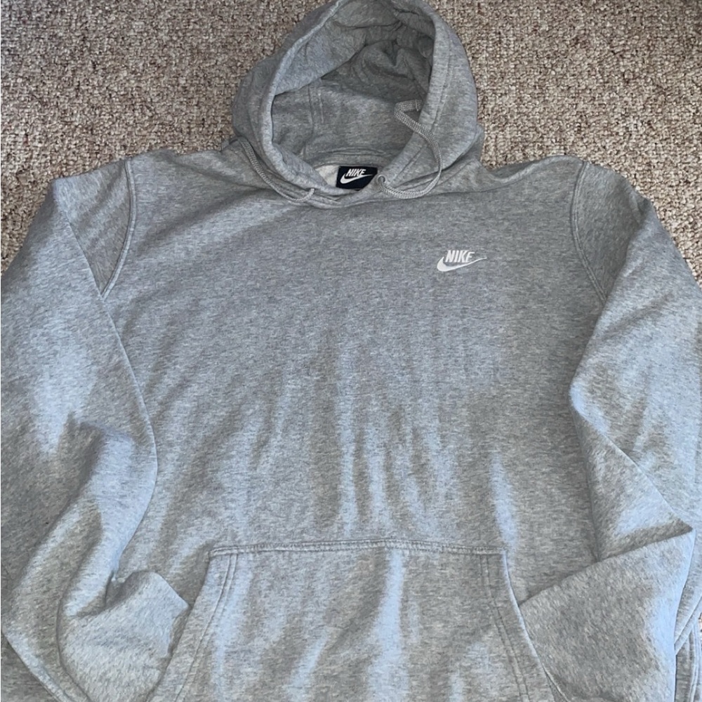 Nike Men's Heather Gray Pullover Hoodie